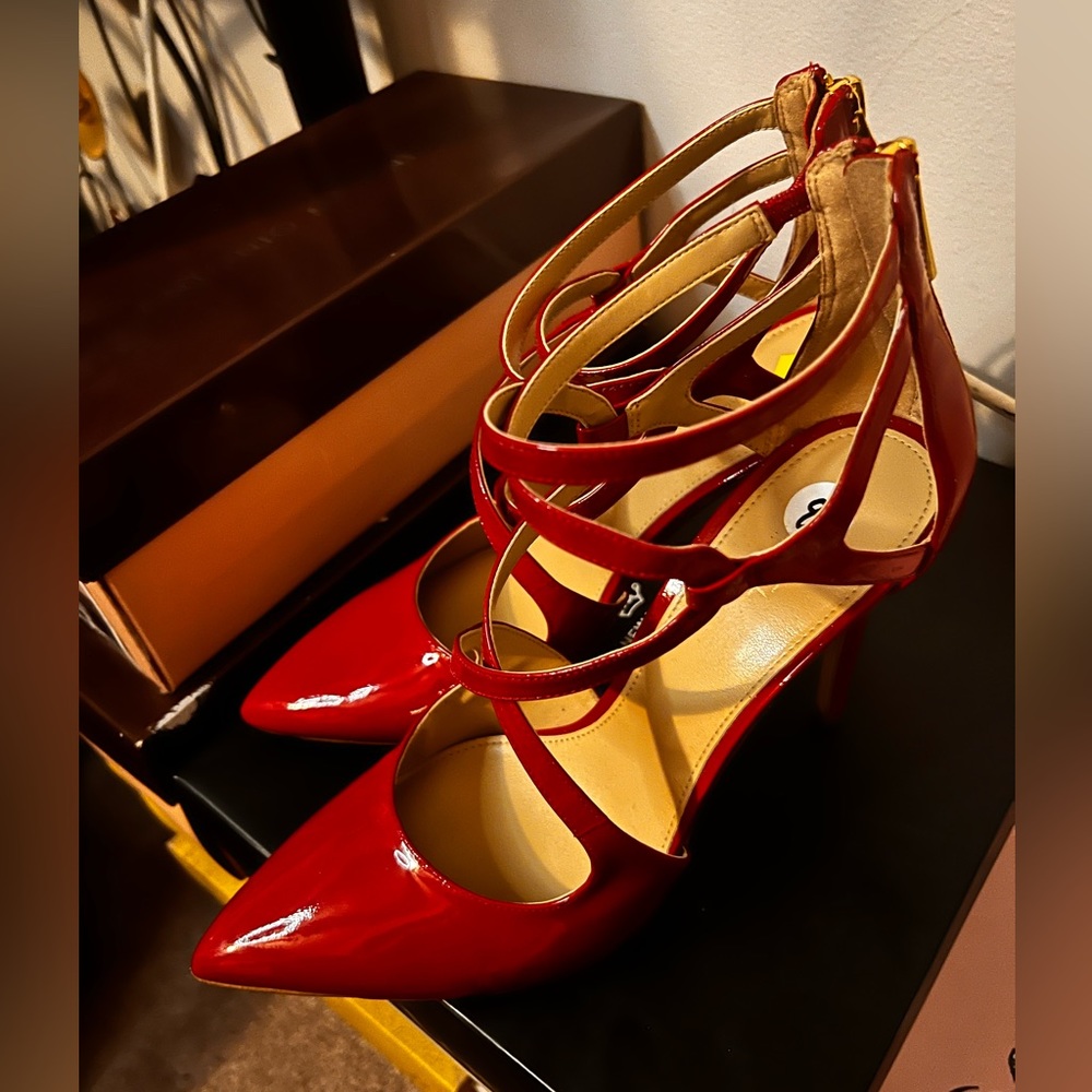 Michael Kors Dazzling Red Heels - Picture 13 of 16
